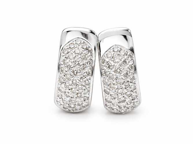 Boucles d'oreilles Boucles d'oreilles créoles en or blanc et diamants 58 Facettes 33434