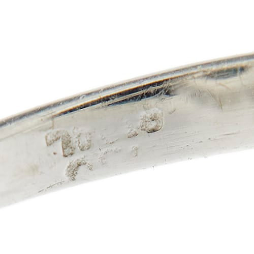 https://api-ledial.emberware.it/app/uploads/2026/05/41749-anello-oro-zaffiro-diamanti_11.jpg