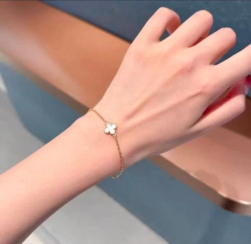 Bracelet Van Cleef & Arpels Sweet Alhambra - Bracelet en or jaune et nacre 58 Facettes jnci62