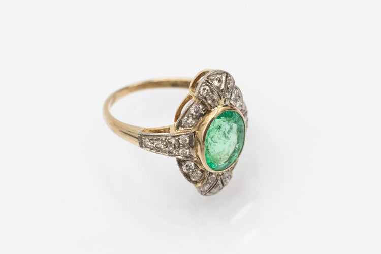 antique-gold-ring-with-emerald-and-diamonds-1930s (6).jpg