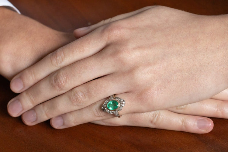 antique-gold-ring-with-emerald-and-diamonds-1930s (5).jpg