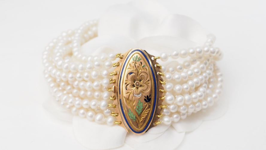 Bracelet Bracelet ancien 9 rangs en or jaune et perles de culture 58 Facettes 29041