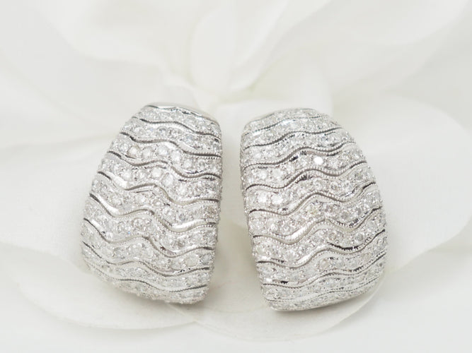 Boucles d'oreilles Boucles d'oreilles pavées en or blanc et diamants 58 Facettes 33113