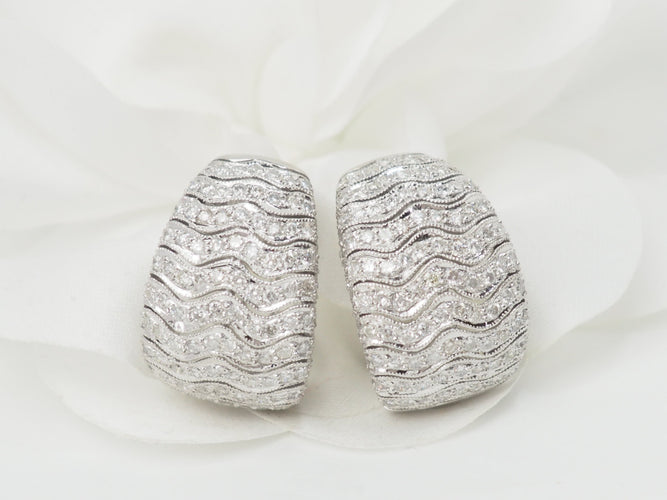 Boucles d'oreilles Boucles d'oreilles pavées en or blanc et diamants 58 Facettes 33113