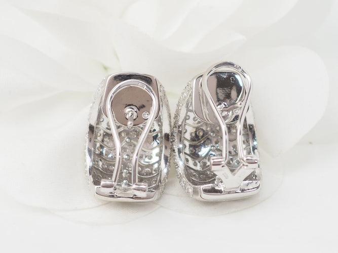 Boucles d'oreilles Boucles d'oreilles pavées en or blanc et diamants 58 Facettes 33113