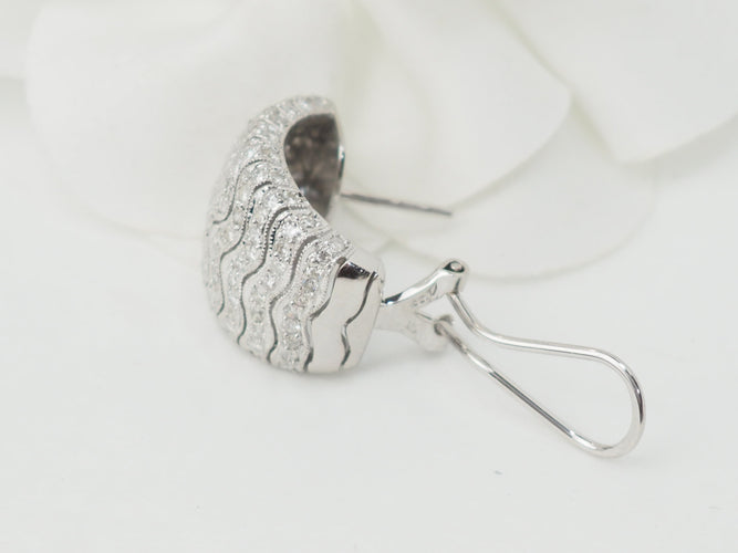 Boucles d'oreilles Boucles d'oreilles pavées en or blanc et diamants 58 Facettes 33113