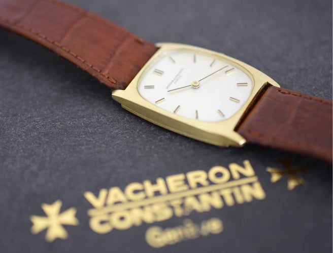 Vacheron Constantin Tonneau Or jaune 1970  Réf 7813 11.jpg