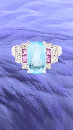 https://cdn.shopify.com/s/files/1/0647/1470/3075/files/Bague_de_Fiancailles_-_Bague_Aigue-Marine_3_Carats_Saphirs_Roses_Diamants_Or_Gris_-_Joaillerie_Paris_-_Les_Pierres_de.png?v=1783352541