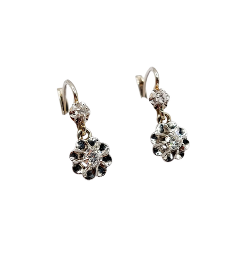 Sleepers earrings Art Deco in white gold and platinum with diamonds 