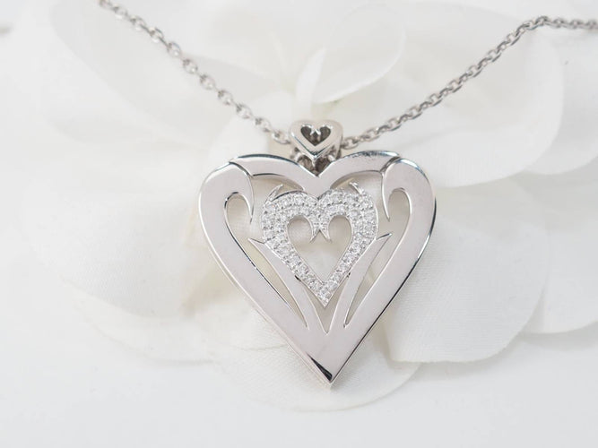 Collier Collier cœur en or blanc 18k et diamants 58 Facettes 33084