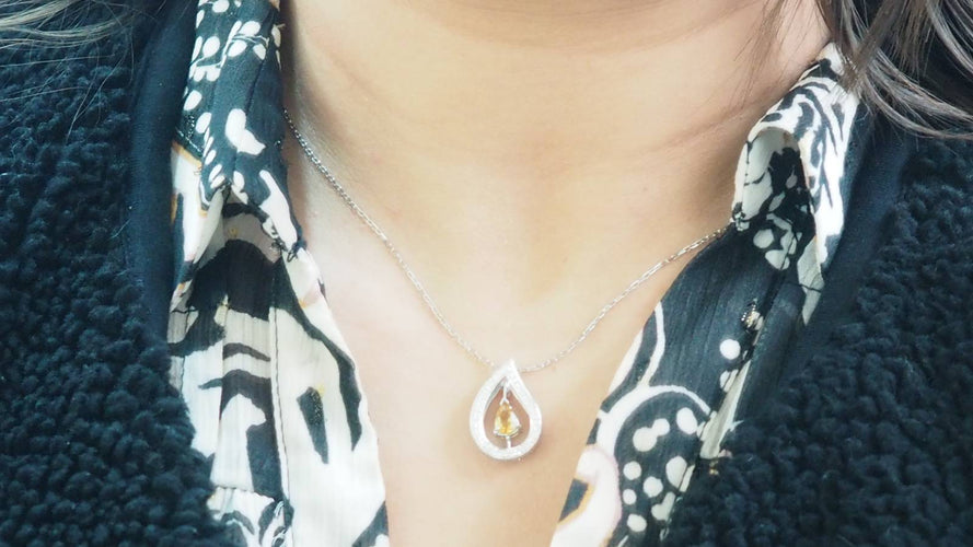 Collier Collier en or blanc 18 kt, citrine et diamants 58 Facettes 32805