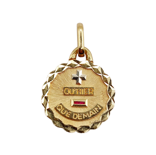 Augis - Ciondolo medaglia d'amore in oro 18k e rubino 