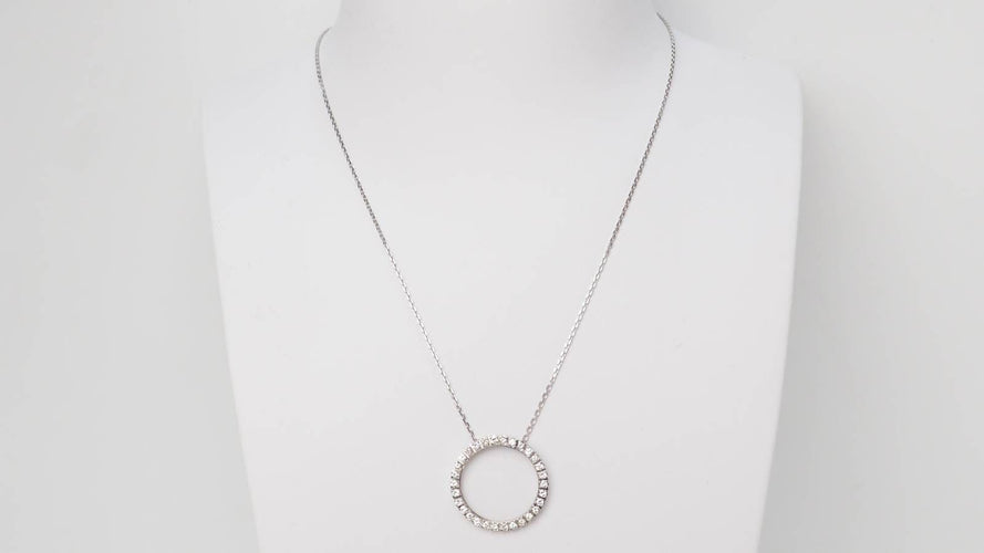 Collier Collier pendentif cercle en or blanc 18k et diamants 58 Facettes 32920