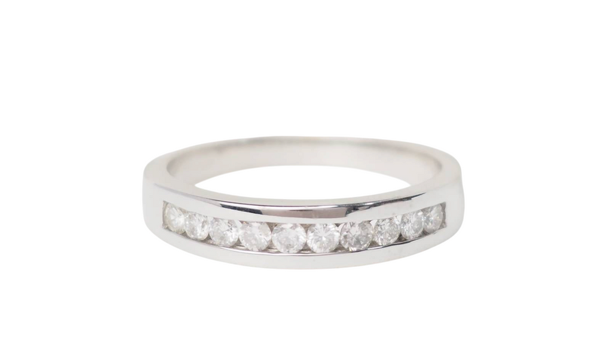 Bague 54.5 Demi-alliance - Bague en or blanc et diamants 58 Facettes 20333