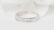 Bague 54.5 Demi-alliance - Bague en or blanc et diamants 58 Facettes 20333