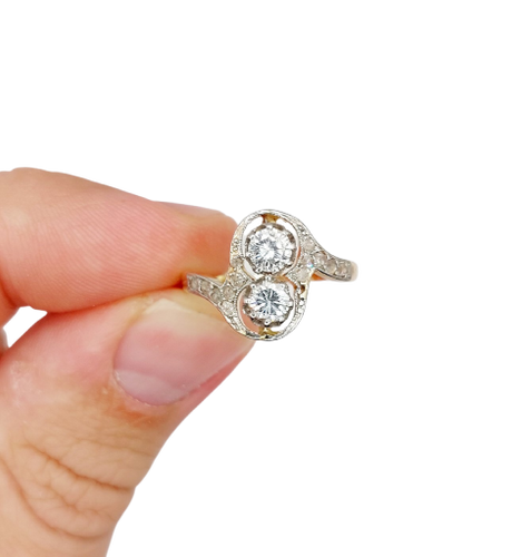 Antique 18k gold ring, platinum and diamonds 