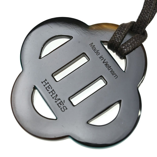 Pendentif Hermès Isatis - Pendentif en corne de buffle et laque 58 Facettes i7vrm08erp