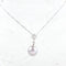 Collier Collier en or blanc avec perle d’eau salée et diamants 58 Facettes D-66612