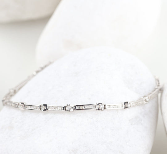 Bracelet Bracelet en or blanc 18K et diamants 1,06 ct 58 Facettes 1BNN