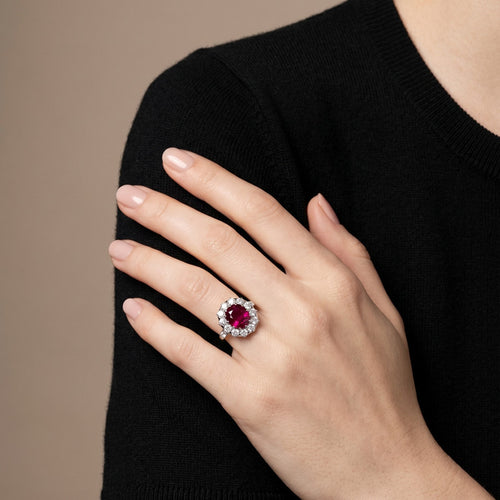 bague-or-blanc-rubis-et-diamants.jpg