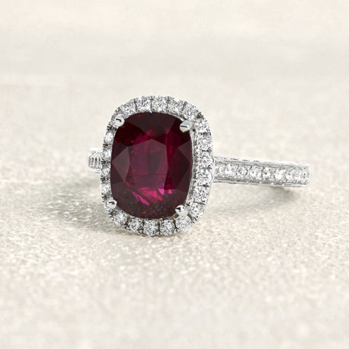 bague-or-blanc-rubis-et-diamants.jpg