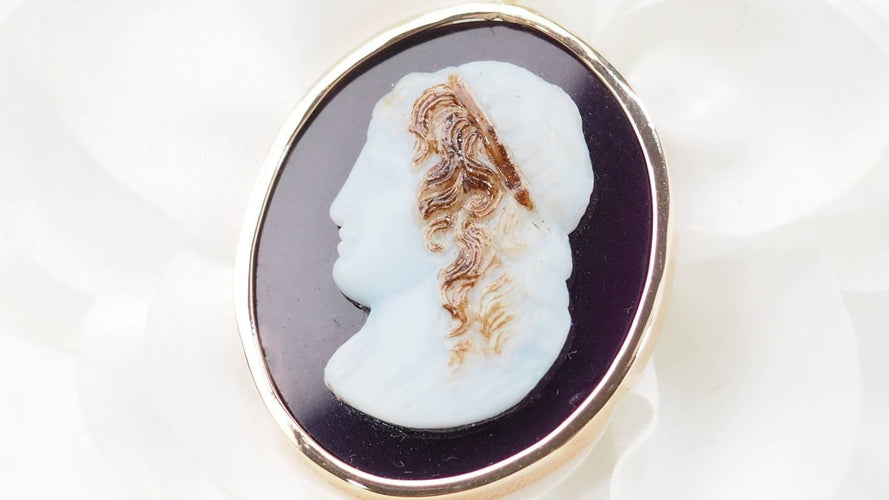 Pendentif Pendentif camée sur agate bleue en or jaune 14 kt 58 Facettes 32798