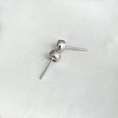 60ct-bezel-diamond-earrings-18k-white-gold-embrace-4.jpg