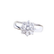 Anello cluster in oro bianco 18K e diamanti 