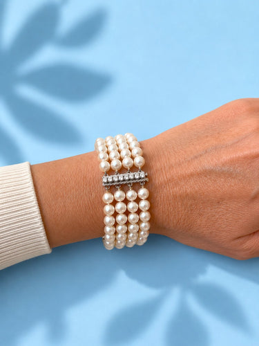 bracelet-travail-français-1960-perles-de-culture-diamants-or-gris-18K.png