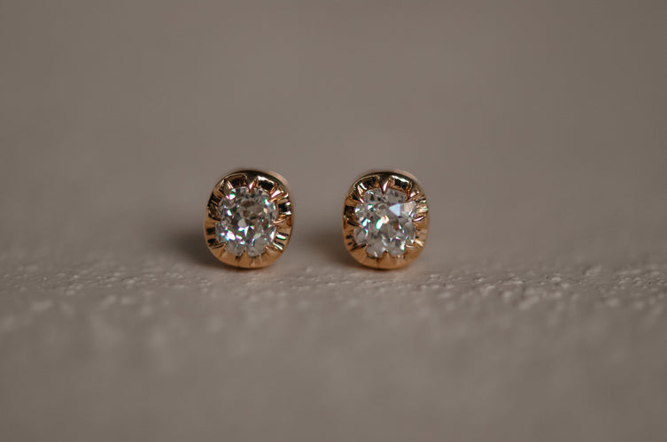 Boucles d'oreilles Boucles d’oreilles puces anciennes en or 18K et diamants taille ancienne 58 Facettes
