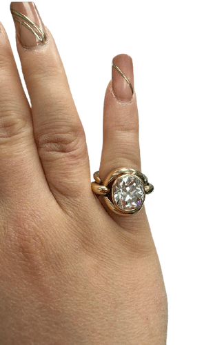 René Boivin - 18 ct yellow gold ring and old-cut diamond 