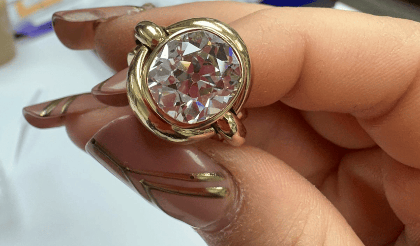 Bague 50 René Boivin - Bague sculpturale en or jaune et diamant 6,02 ct 58 Facettes F33