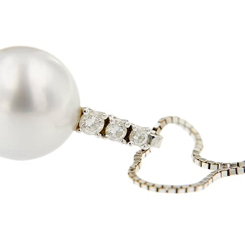 https://api-ledial.emberware.it/app/uploads/2026/06/39796-collana-oro-Damiani-perla-grigia-diamanti_08.jpg