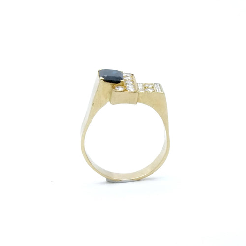 Bague 66 Bague Tank asymétrique en or jaune saphir et diamants 58 Facettes REF2215
