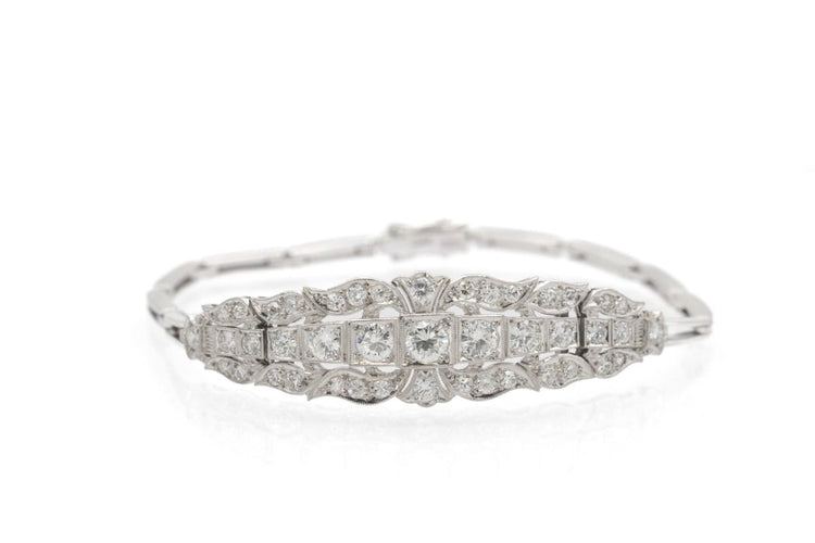 luxurious-270ct-diamond-bracelet.jpg