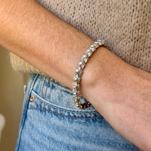 Bracelet Bracelet articulé - Bracelet en or gris et diamants 58 Facettes REF23109-131