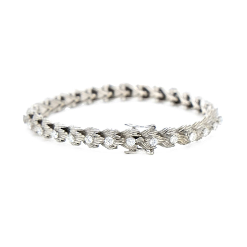 Bracelet Bracelet articulé - Bracelet en or gris et diamants 58 Facettes REF23109-131