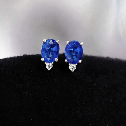 single-tulip-sapphire-earrings-18k-white-gold-3.jpg