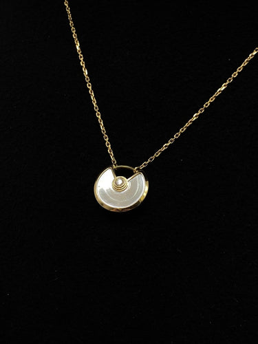 Collier Cartier Amulette - Collier en or 18K, diamant et nacre 58 Facettes SKU/