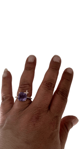 Bague 55 Bague en or blanc, améthyste et diamants 58 Facettes Bague 001