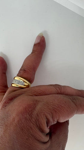 Bague 49 Bague pavée de diamants en or jaune 58 Facettes Bague 001
