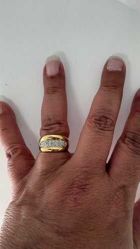 Bague 49 Bague pavée de diamants en or jaune 58 Facettes Bague 001