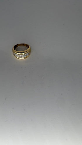 Bague 49 Bague pavée de diamants en or jaune 58 Facettes Bague 001