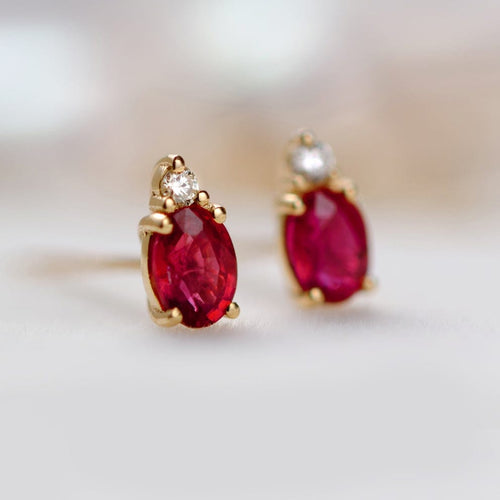 single-tulip-ruby-diamond-earrings-18k-gold-4.jpg
