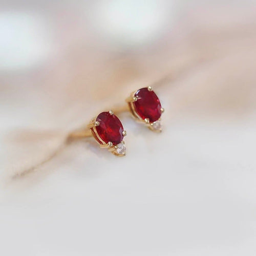 single-tulip-ruby-diamond-earrings-18k-gold-5.jpg