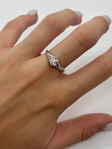 Bague_de_fian_ailles_Bulgari_Incontro_D_Amore_platine_950_diamant_0_60_carat.jpg
