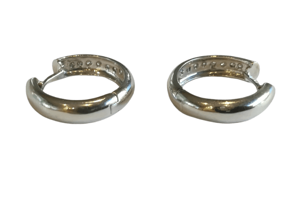 Boucles d'oreilles Créoles - Boucles d'oreilles en or blanc et diamants 58 Facettes 01186
