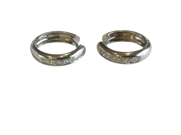 Boucles d'oreilles Créoles - Boucles d'oreilles en or blanc et diamants 58 Facettes 01186
