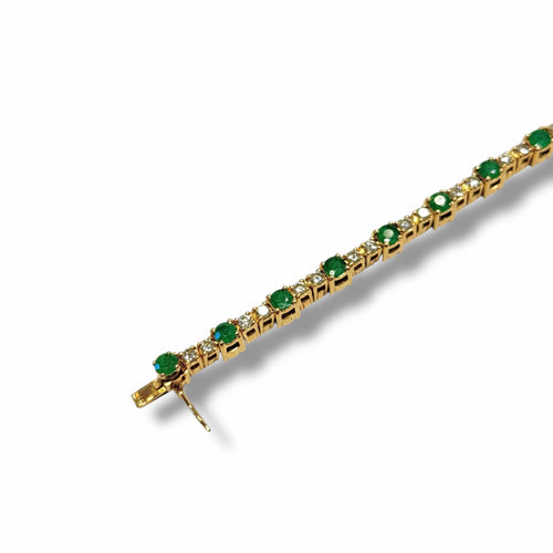 Bracelet Bracelet émeraudes et ligne de diamants en or jaune 58 Facettes REF2547-319