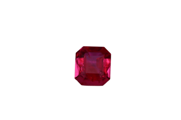 Rubis du Mozambique - Pierre taille émeraude rouge rosé vif 58 Facettes GEM-06